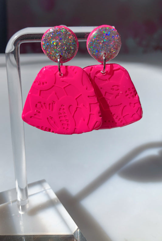 Pretty in Pink- Bubblegum pink lace textured trapezoid with holographic glitter resin glazed circle stud